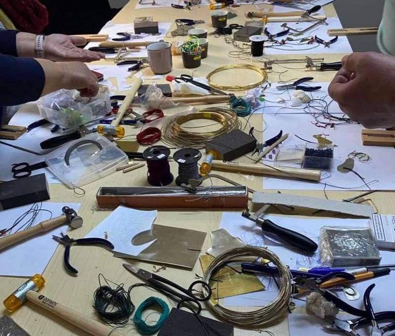 Σεμινάριο επαγγελματικής εκπαίδευσης εικαστικού κοσμήματος πραγματοποιήθηκε στην Βέροια