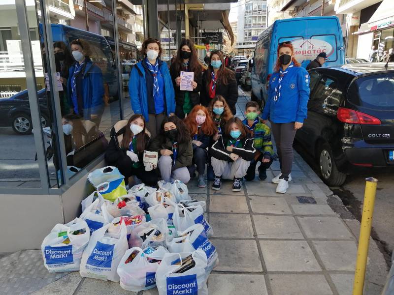 Συλλογή τροφίμων από τους Αεροπρόσκοπους της Βέροιας