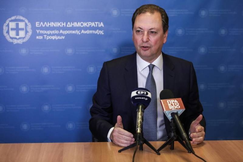 Λιβανός για μπλόκα: Η πόρτα του υπουργείου είναι ανοιχτή