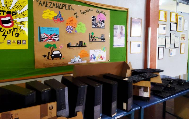 Νέους υπολογιστές για τις τάξεις εξασφάλισε ο Σύλλογος Γονέων & Κηδεμόνων του 2ου Γυμνασίου Βέροιας