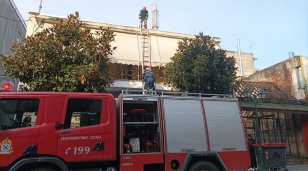 Φωτιά σε επιχείρηση στην Αλεξάνδρεια