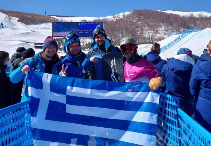 Την 15η θέση στη γενική κατάταξη του Snowboard cross κατέκτησε ο Πετράκης