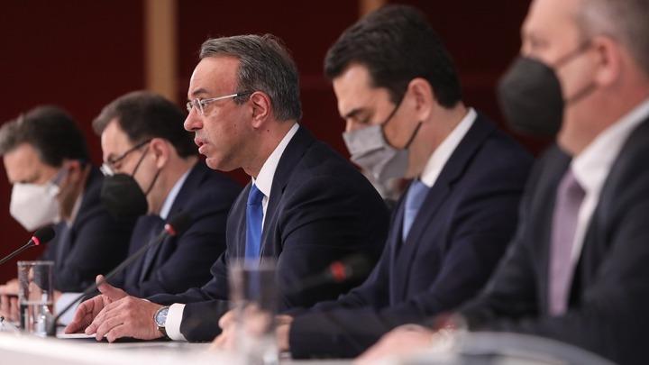Σταϊκούρας: Σε 10 ημέρες οι τράπεζες να αυξήσουν τα επιτόκια καταθέσεων και να μειώσουν τα επιτόκια των νέων δανείων