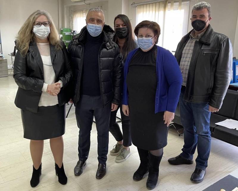 Επίσκεψη Τσαβδαρίδη σε ΕΦΚΑ και ΟΑΕΔ στην Αλεξάνδρεια