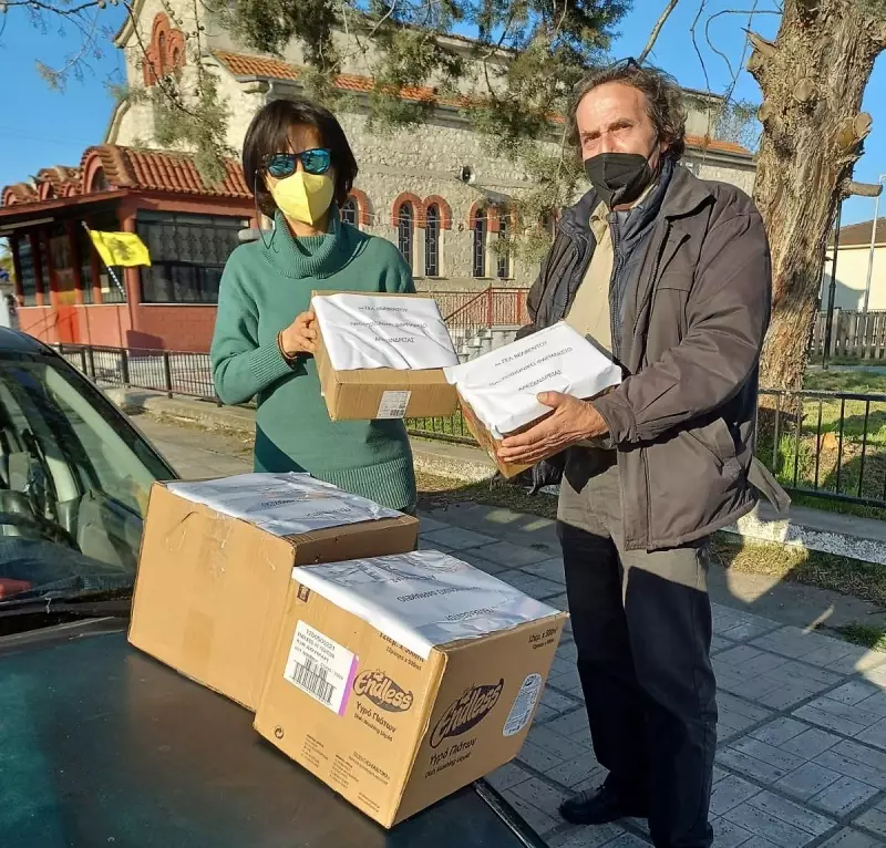 Μαθητές από τον Βελβεντό ενίσχυσαν το Κοινωνικό Φαρμακείο Αλεξάνδρειας