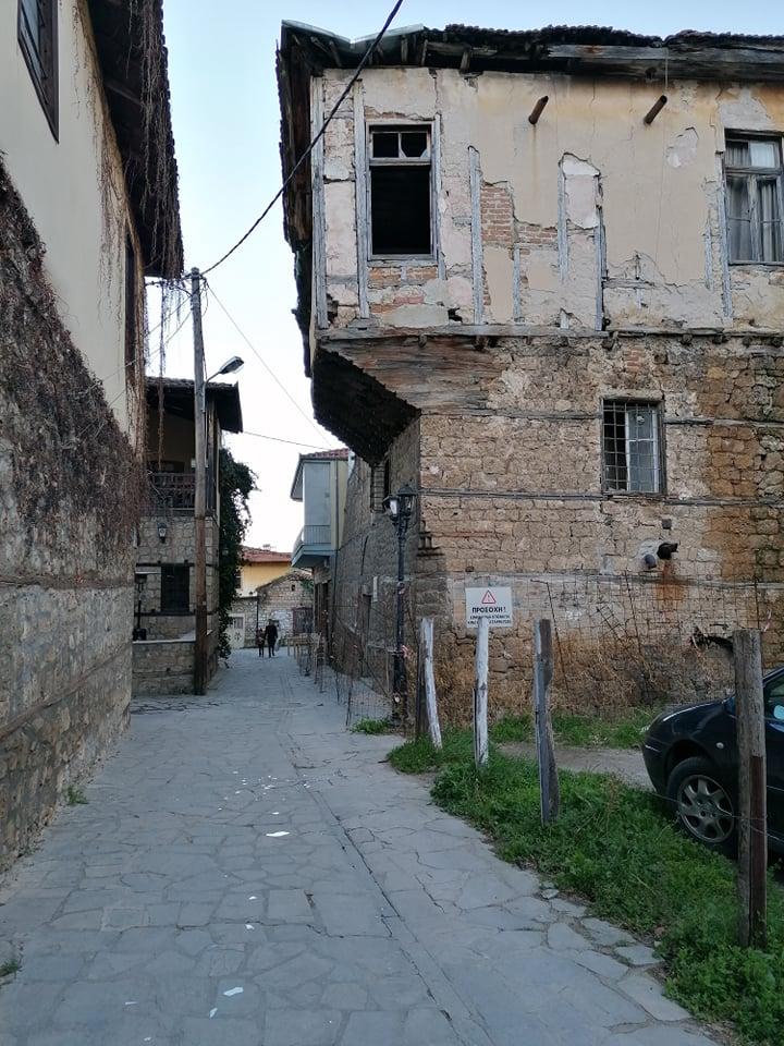 Τζάμι παραθύρου παραλίγο να τραυματίσει Βεροιώτισα