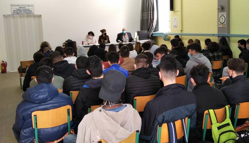 Ενημερωτική Δράση στο 1ο ΕΠΑΛ Βέροιας: «Παραβατικότητα Ανηλίκων – Νομικές και Κοινωνικές Προεκτάσεις»