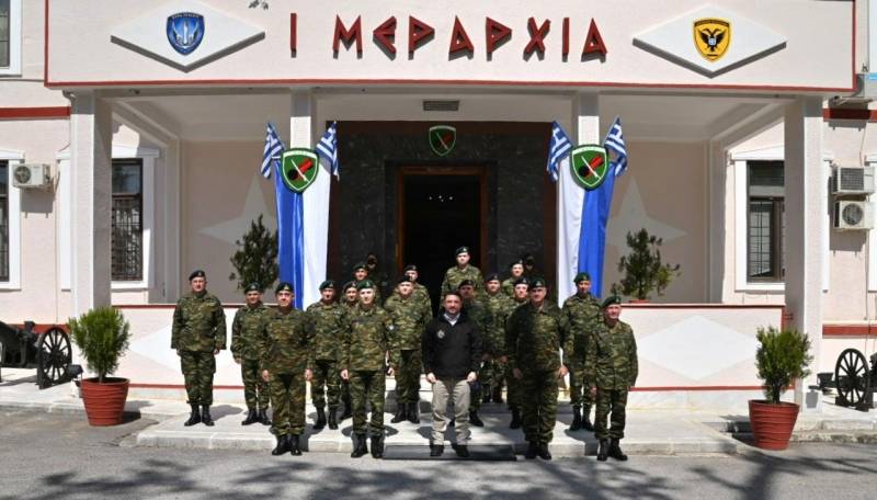 Επισκέψεις Ν. Χαρδαλιά σε Στρατιωτικές Μονάδες της Βέροιας και της Αλεξάνδρειας