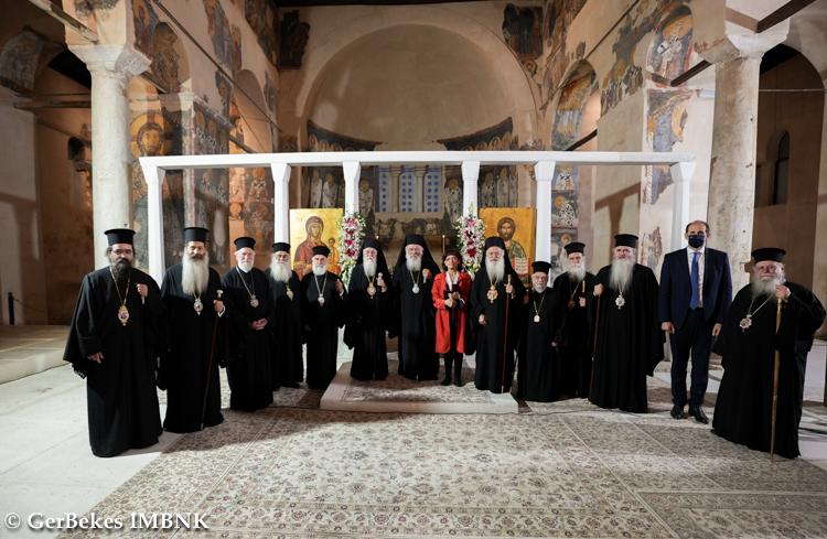 Στην Παλαιά Μητρόπολη ξεναγήθηκε ο Αρχιεπίσκοπος (φωτογραφίες)