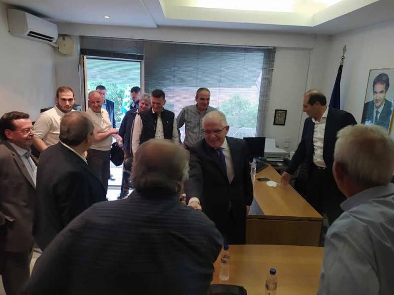Επίσκεψη Ανδρέα Λυκουρέντζου στα γραφεία της Δ.Ε.Ε.Π. Ημαθίας