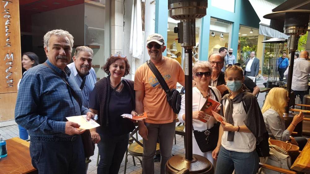 Στο κέντρο της Βέροιας περιόδευσαν μέλη του ΣΥΡΙΖΑ εν όψει εσωκομματικών εκλογών