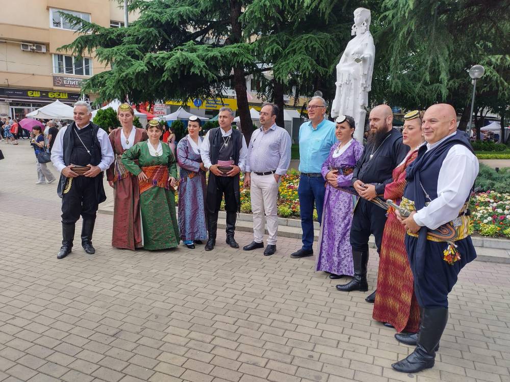 Στη Γιορτή Ρόδων στην Βουλγαρία ο Δήμος Βέροιας (φωτογραφίες, βίντεο)