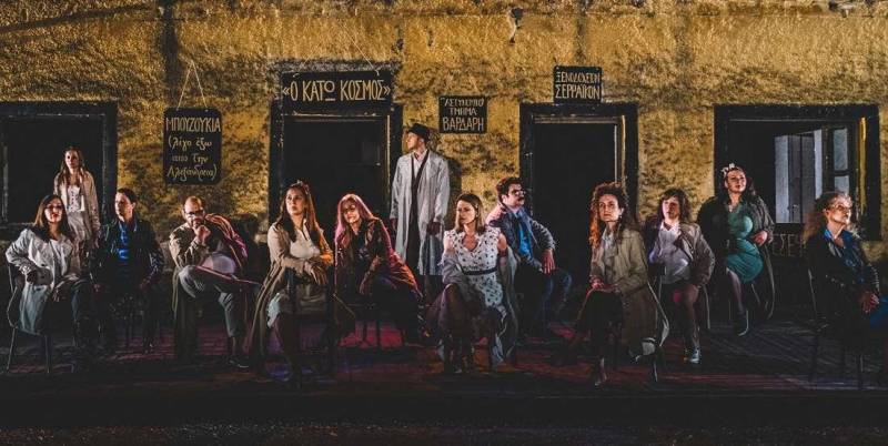 «Ρουλεμάν»: Άλλη μια προσεγμένη θεατρική παράσταση που κέρδισε το στοίχημα με το κοινό