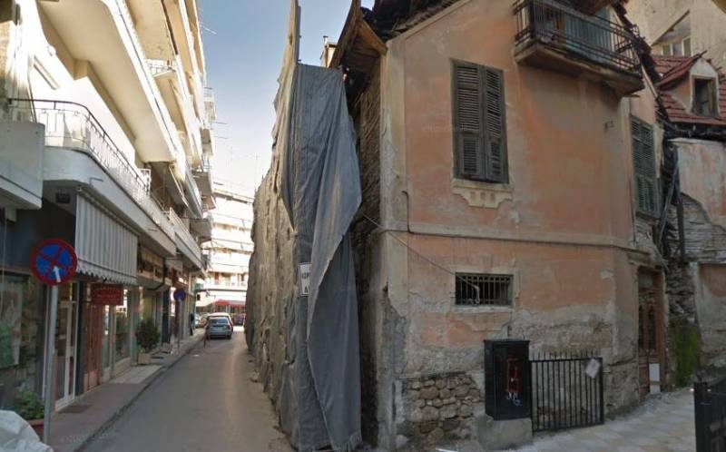 Βέροια: Κλειστό τμήμα της οδού Βερμίου λόγω επικινδυνότητας
