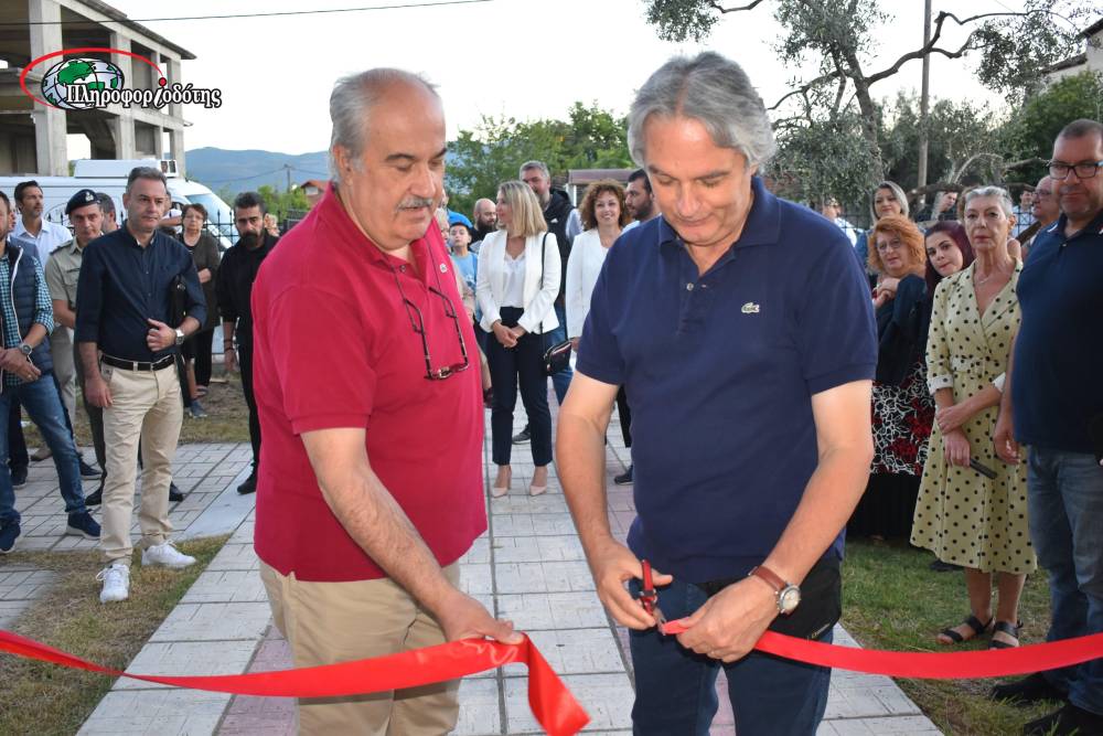Εγκαινιάστηκε η ανακαινισμένη Δημοτική βιβλιοθήκη – Κέντρο Μουσικής Μακροχωρίου (φωτογραφίες, βίντεο)
