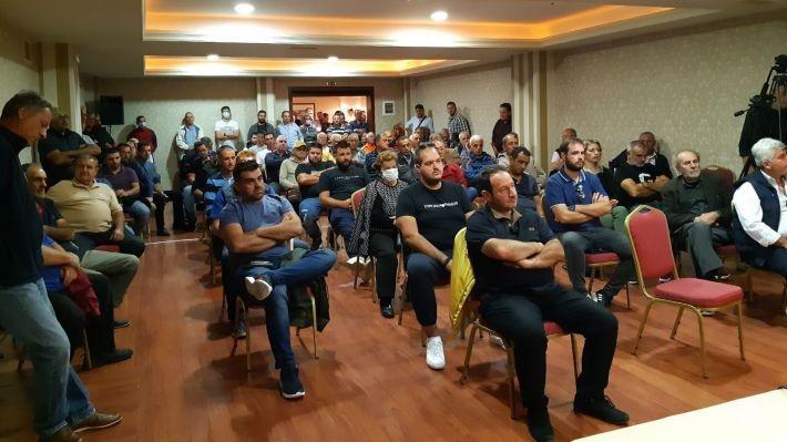 Πανελλαδική Επιτροπή Μπλόκων: “Δεν αρκούμαστε στα ψίχουλα, δεν θέλουμε να ζούμε σαν ζητιάνοι”