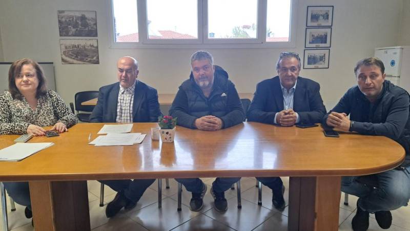Βέροια: Σύμφωνο συνεργασίας υπέγραψαν τοπικοί φορείς της αγοράς (βίντεο)