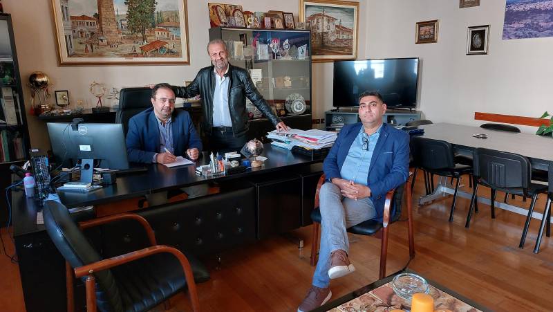 Κατασκευή σκέπαστρου στο γήπεδο της Αγίας Μαρίνας και μεταλλικής σκάλας στην Αγία Κυριακή θα υλοποιήσει ο δήμος Βέροιας