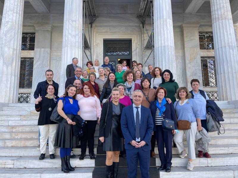 Εκδρομή του Λυκείου Ελληνίδων Βέροιας στην Αθήνα