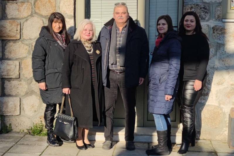 Ο Ιατρικός Σύλλογος Ημαθίας ενίσχυσε με τρόφιμα το Κοινωνικό Παντοπωλείο του Δήμου Βέροιας