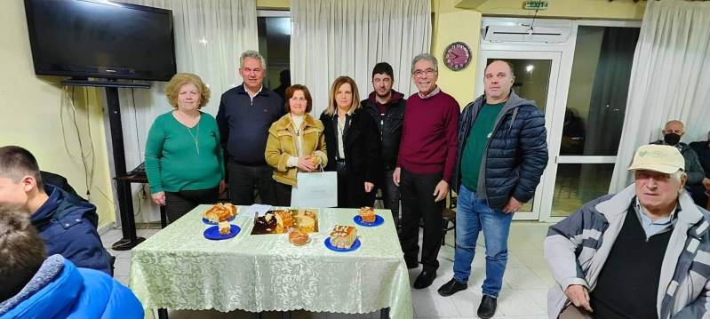 Ο Σύλλογος Θρακιωτών Μελίκης το “Κωστί” έκοψε την βασιλόπιτα