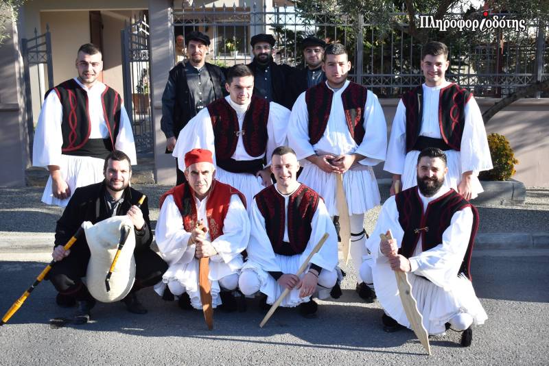 Το έθιμο “Λογκατζάρια” αναβίωσαν οι Δασκιώτες της Βέροιας (φωτογραφίες & βίντεο)