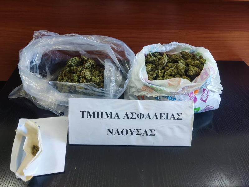 Έκρυβε κάτω από το κάθισμα του οδηγού συσκευασία με κάνναβη