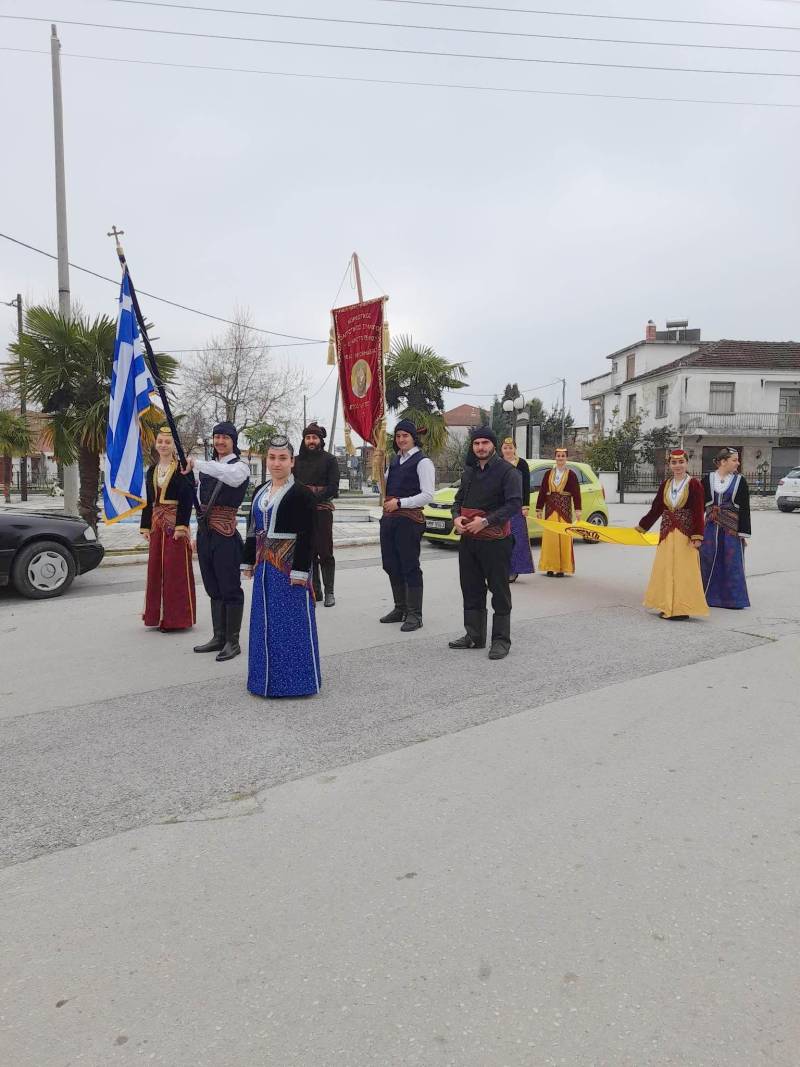 Παρέλαση και κατάθεση στεφάνων στη Νέα Νικομήδεια