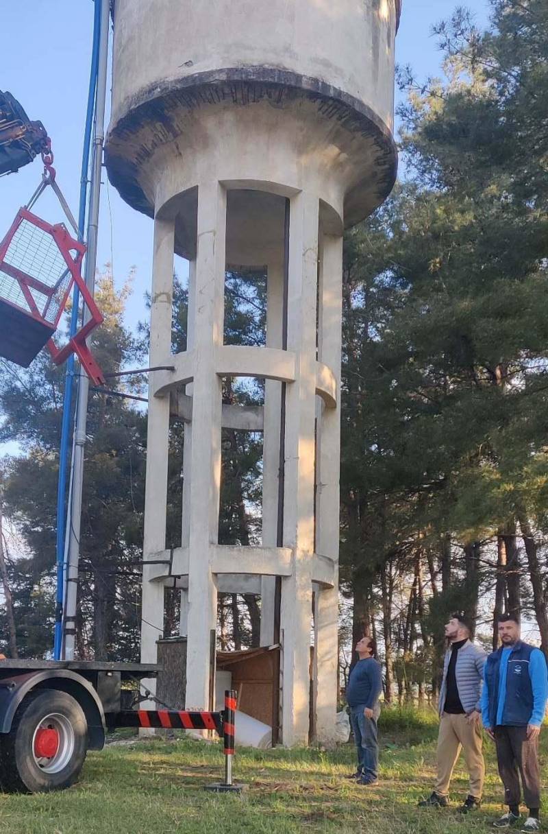 Εργασίες συντήρησης στον υδατόπυργο Μαρίνας