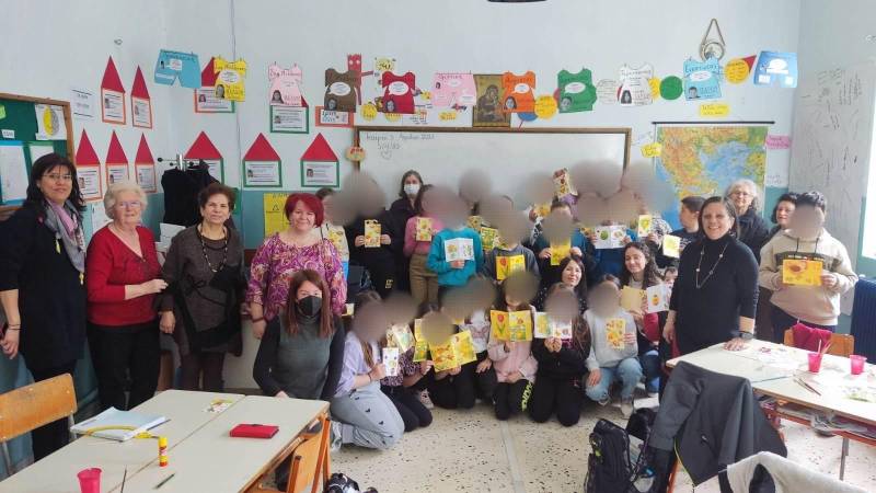 Πασχαλινή δράση μαθητών δημοτικού και μελών του ΚΑΠΗ Τριλόφου