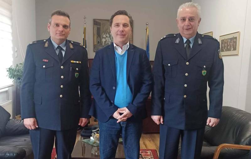 Συνάντηση Καρανικόλα με τον νέο διοικητή της Σχολής Δοκίμων Αστυφυλάκων Νάουσας