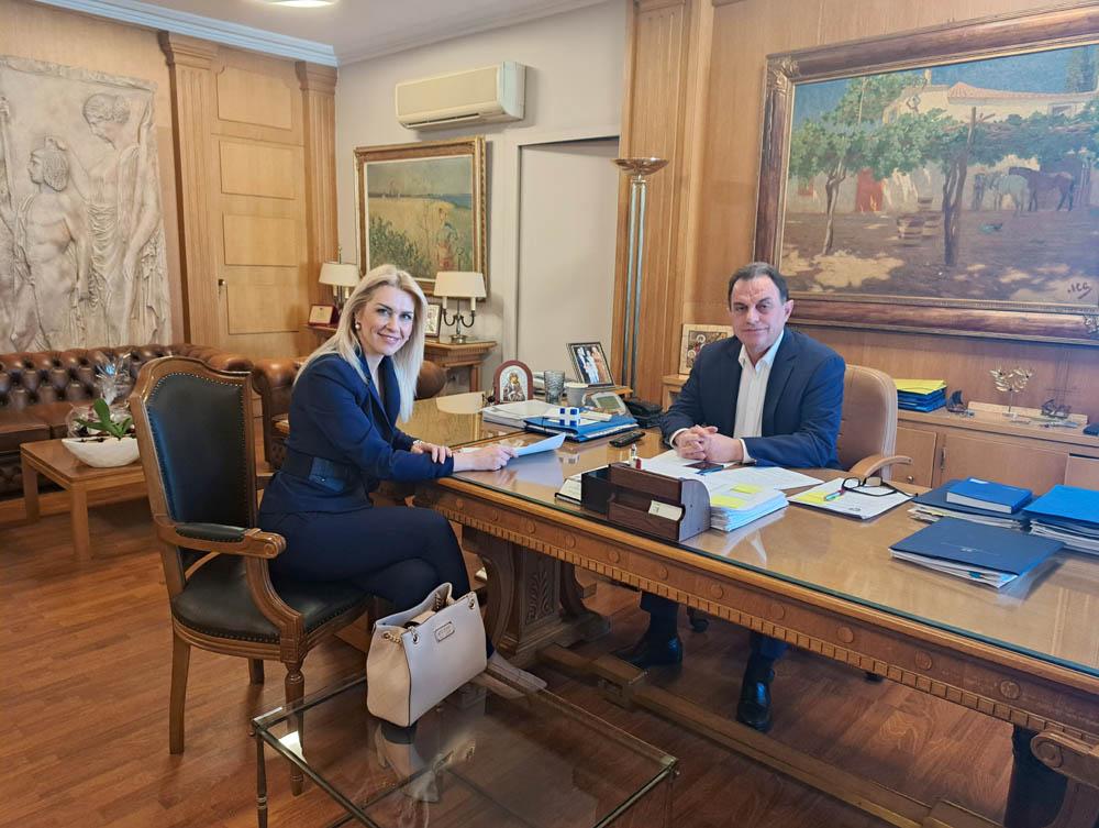 Λίνα Τουπεκτσή: Η Ν.Δ. κατανοεί τα προβλήματα των αγροτών και σχεδιάζει τις λύσεις τους