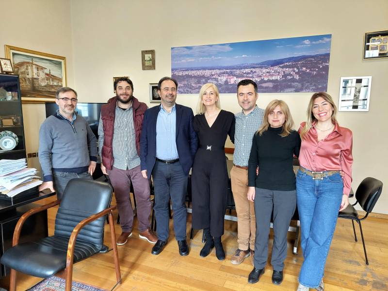 Εθιμοτυπική επίσκεψη του Δ.Σ. του ΤΟΒ στον Δήμαρχο Βέροια