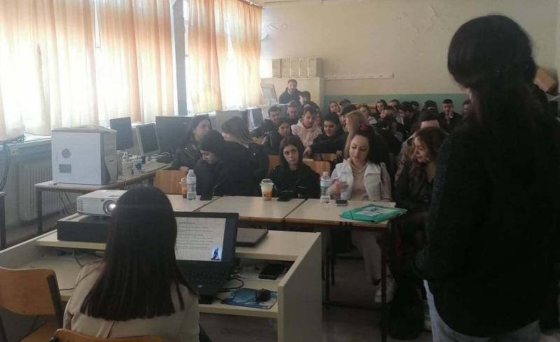 Ενημερωτική δράση για την έμφυλη & ενδοοικογενειακή βία στην ΕΠΑΣ Βέροιας της ΔΥΠΑ