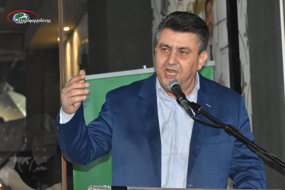 Τάσος Σιδηρόπουλος: “Ο λαός θα δώσει τεράστιο ποσοστό στο ΠΑΣΟΚ” – Με βροχή η κεντρική του ομιλία (φωτογραφίες, βίντεο)