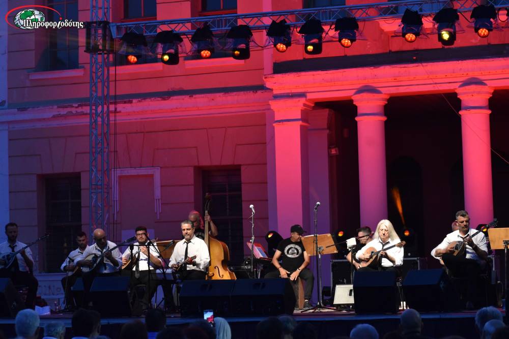 «Τα 10 Μπουζούκια της Δόμνας» στην Αλεξάνδρεια