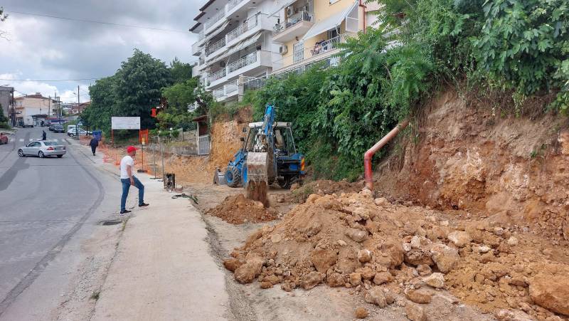 Σε πλήρη εξέλιξη τεχνικά έργα διαπλατύνσεων και διανοίξεων οδών σε Βέροια και Δημ. Κοινότητες