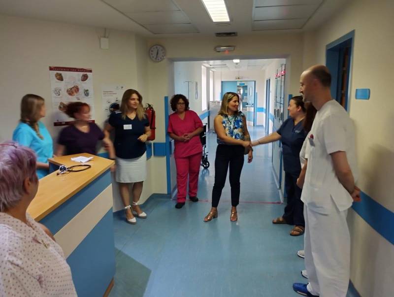 Το Νοσοκομείο Νάουσας επισκέφθηκε η Συρμούλα Τζήμα