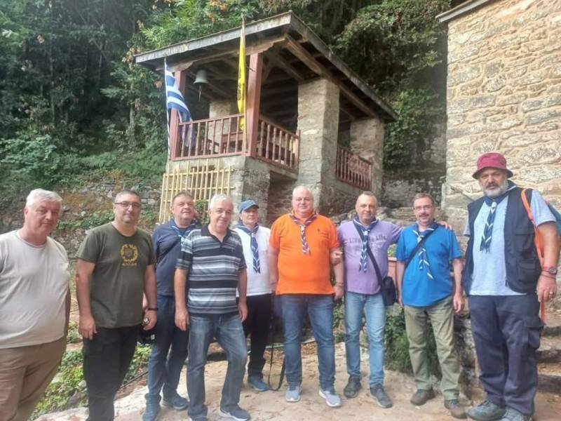 Προσκυνηματική πορεία της Ένωσης Παλαιών Προσκόπων Βέροιας στο Άγιο Όρος