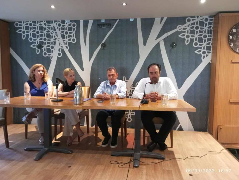 Ενημέρωση έλαβαν από το σωματείο σχολικών καθαριστριών Ημαθίας Κ. Βοργιαζίδης και Κ. Καλαϊτζίδης