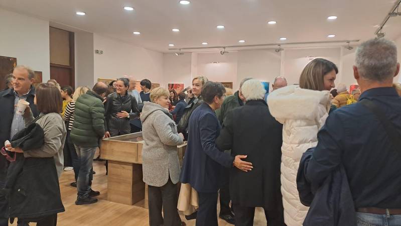 Πραγματοποιήθηκαν τα εγκαίνια της 3ης Αναδρομικής Έκθεσης Ζωγραφικής – Γλυπτικής – Χαρακτικής – Ποίησης του αείμνηστου Γιώργη Μπαδόλα