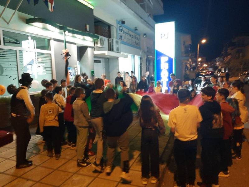 Halloween πάρτι για τους μαθητές του διοργάνωσε το Κέντρο Ξένων Γλωσσών LINGUA PRAXIS