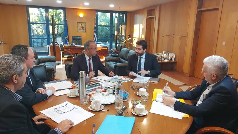 Ο Μπαρτζώκας με Σταϊκούρα για τα αρδευτικά έργα “Βεργίνας – Μελίκης – Αιγινίου”, Νησίου και Νάουσας