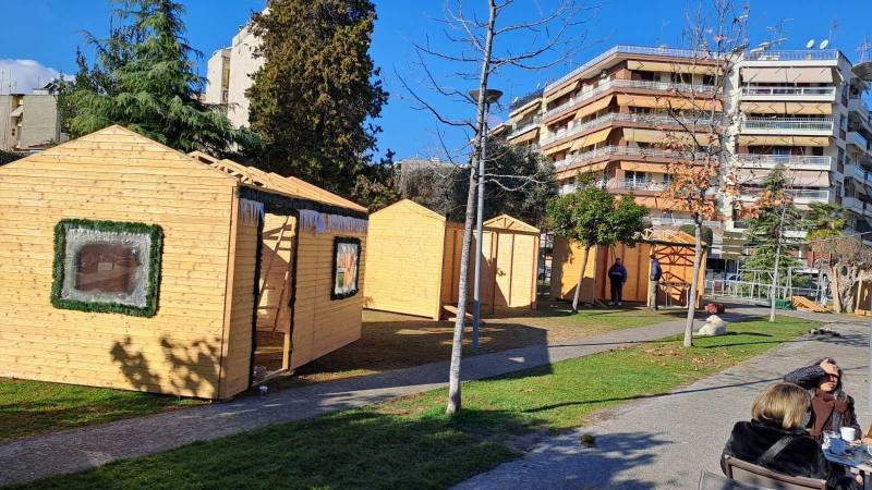 Χριστουγεννιάτικο χωριό στο κέντρο της Βέροιας