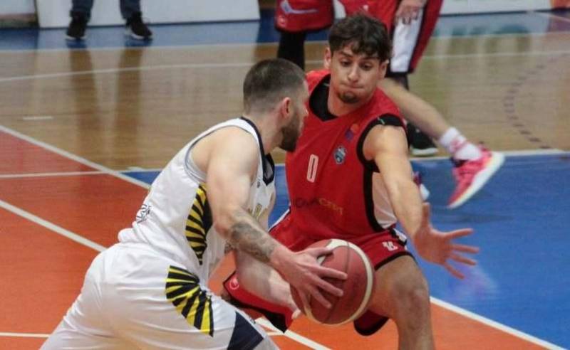 Άνετη νίκη επί του Πειραματικού σημείωσε ο Φίλιππος