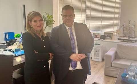 Με τον Υφυπουργός Εργασίας συναντήθηκε η Φανή Γιωτάκη – Συζητήθηκε το θέμα των εργατικών κατοικιών Πλατέος