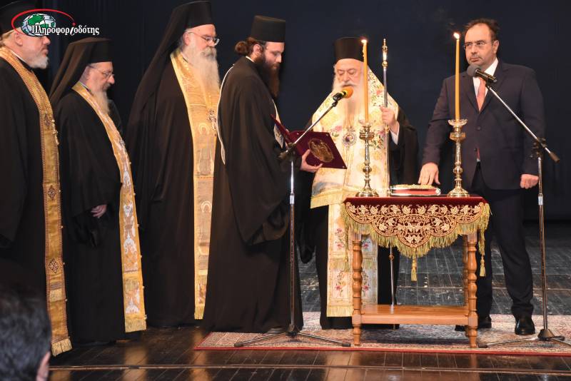 Ορκίστηκαν ο Δήμαρχος Βέροιας και οι νέοι Δημοτικοί και Τοπικοί Σύμβουλοι (βίντεο και φωτογραφίες)