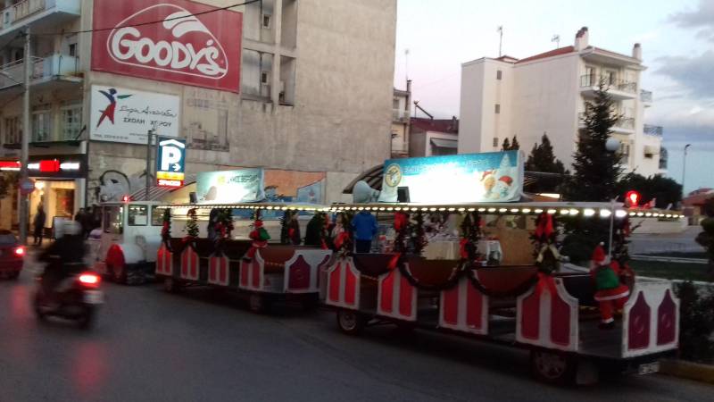 Βέροια: Ξεκινάει τις βόλτες του την Παρασκευή το Χριστουγεννιάτικο τρενάκι