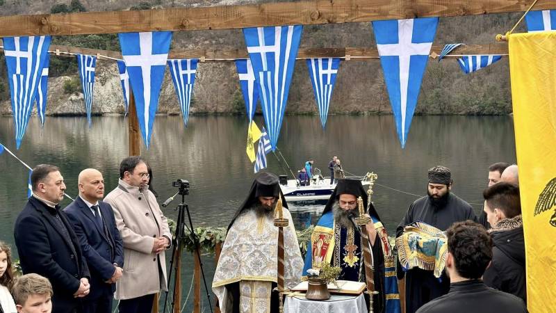 Τα Θεοφάνια στην Μονή Καλλίπετρας