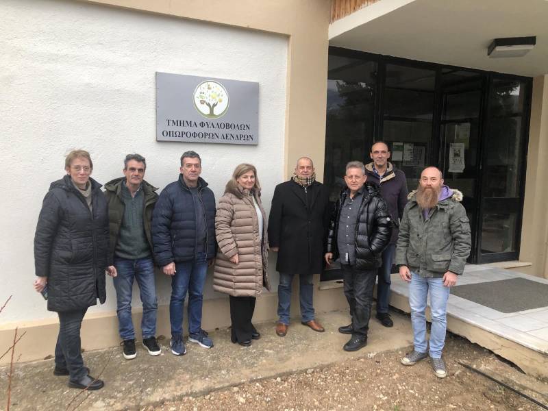 Επίσκεψη μελών της διοίκησης του ΕΛΓΟ-ΔΗΜΗΤΡΑ και της ΓΔΑΕ στο Τμήμα Φυλλοβόλων Οπωροφόρων Δένδρων Νάουσας